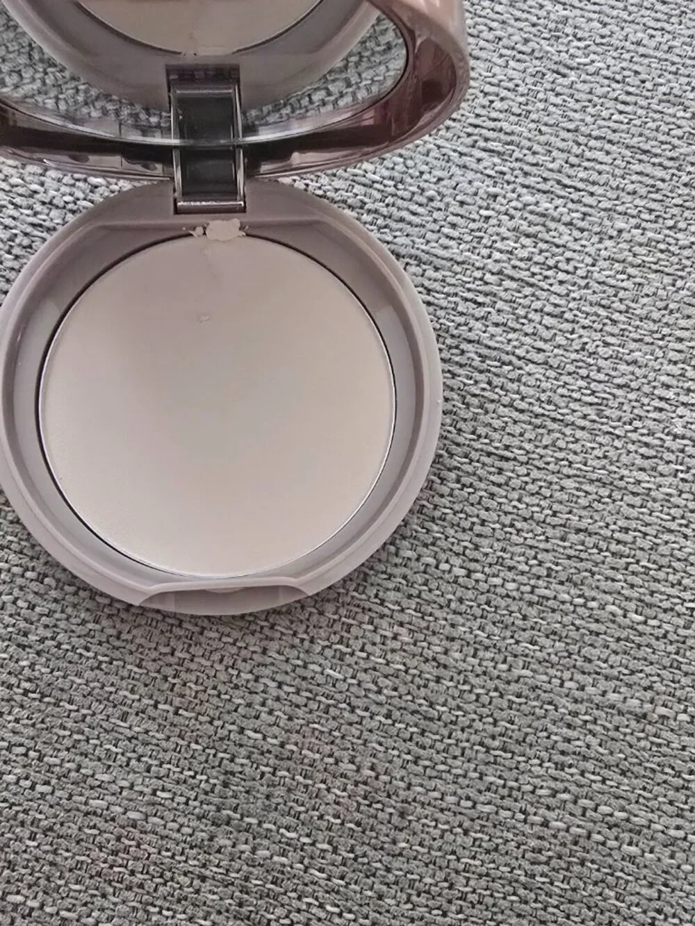 CANMAKE Face Powder, Marshmallow Finish Powder #MI (SPF50 PA+++) - Japan Makeup